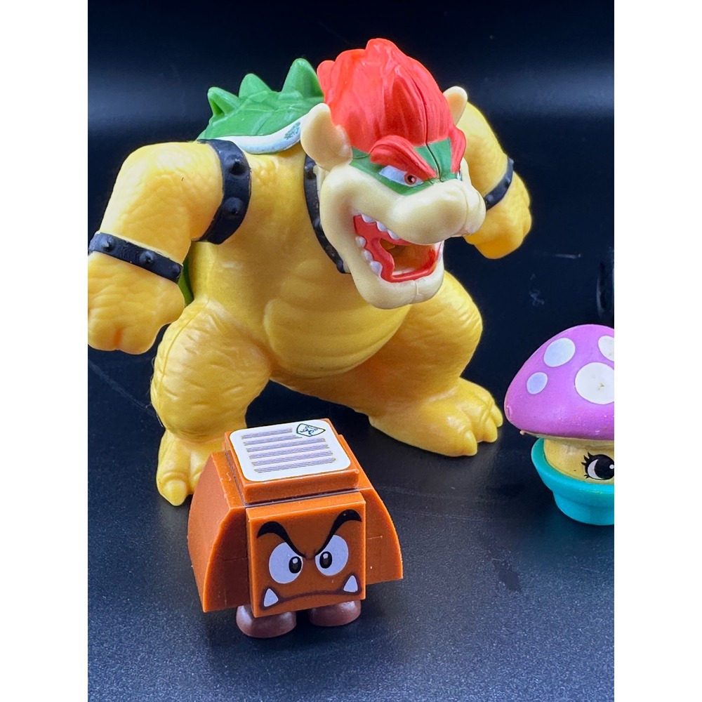 Super Mario Bros Toy Lot Bowser Toad Kart Green Mushroom Goomba Luigi Nintendo - Picture 4 of 8